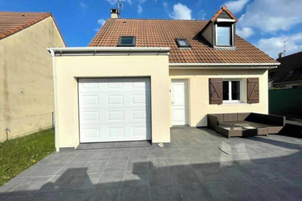 Location Très Grande Maison Pour les Jo Juillet et Août 2024 in Lagny-sur-Marne, Seine-et-Marne