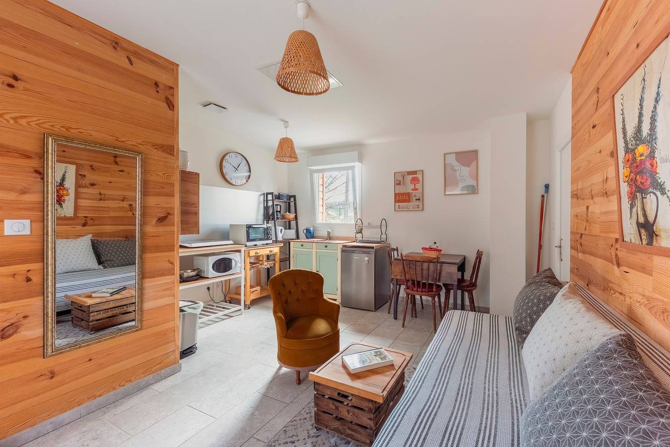 Ganze Wohnung, Ferienwohnung für 3 Personen mit Terrasse in Saint-Antonin-du-Var, Brignoles Region