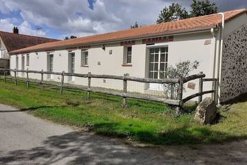 Gîte pour 9 personnes, avec jacuzzi et jardin à Saint-Père-en-Retz