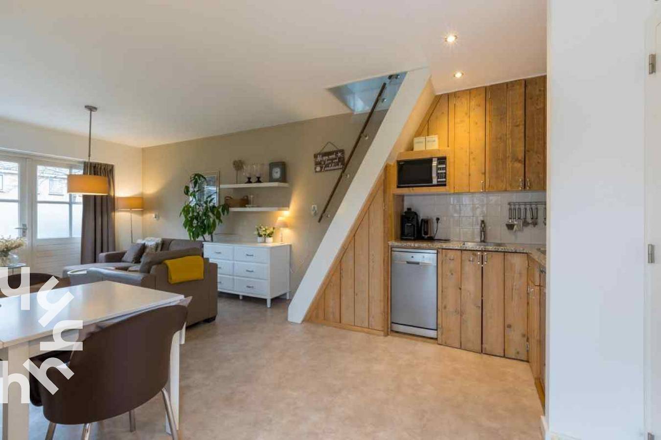 Attractive 2-person flat with sauna in the centre of Zoutelande, within distance of beach in Zoutelande, Walcheren