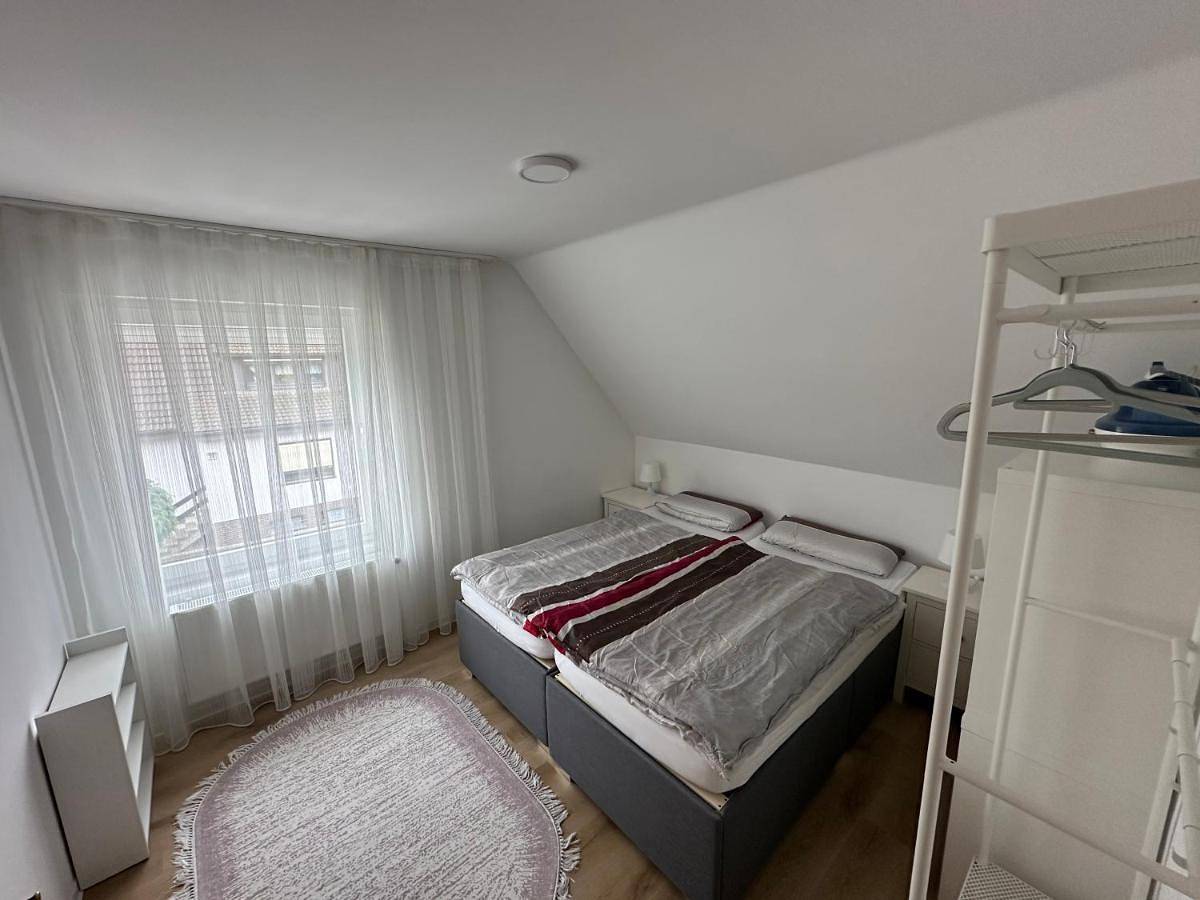 Ganze Wohnung, Two-Bedroom Apartment in Lehrte, Hannover und Umgebung