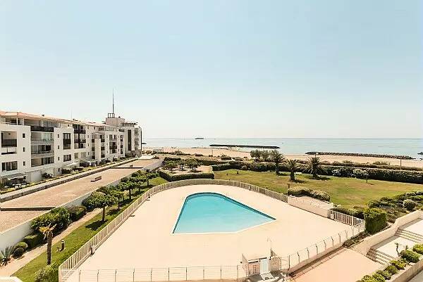 Appartement entier, Appartement 3 pièces 6 personnes Confort - Vue mer in Cap d'Agde, Agde