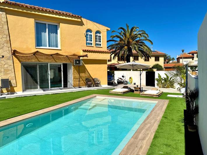 Casa rural para 8 personas, con terraza y piscina en Benicarló - 2