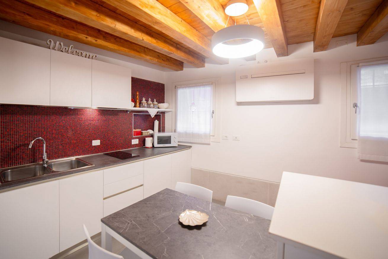 Apartment for 2 People in Venice, Venice Province