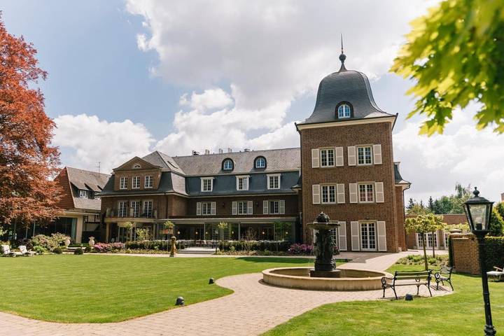Hôtel pour 4 personnes, avec Terrasse et Jacuzzi ainsi que Jardin et Piscine à Harsewinkel