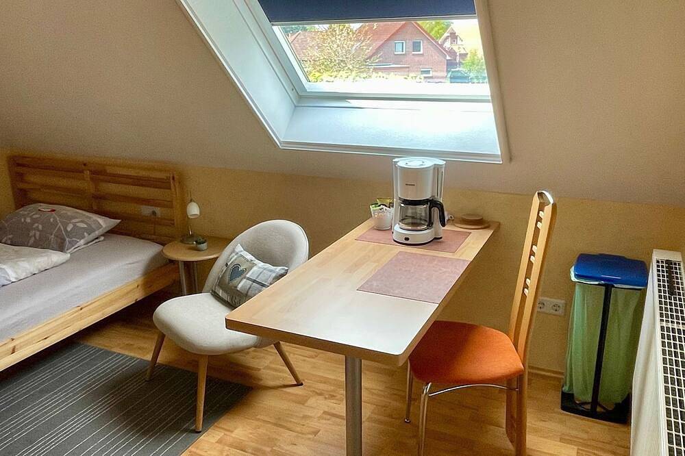 Ganze Wohnung, Single-Appartement am Nordwald, Saterland - Single-Appartement in Saterland, Nordseeküste