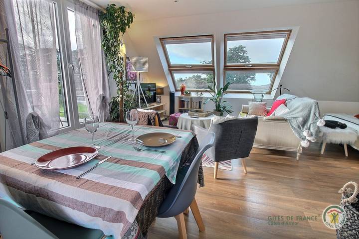 Gîte pour 2 personnes, avec Terrasse et Jardin à Perros-Guirec - 4
