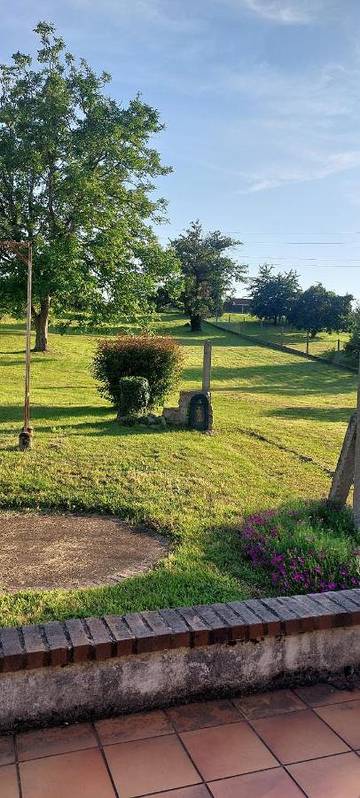Gîte pour 8 personnes, avec jardin à Lavault-Sainte-Anne