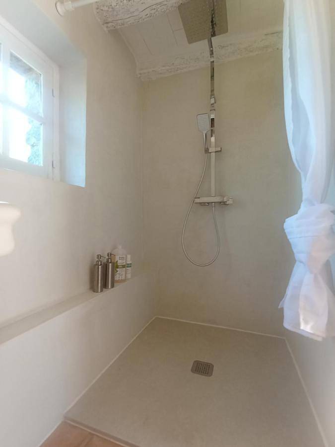 Location de vacances pour 4 personnes, avec vue et terrasse à Journiac - 2