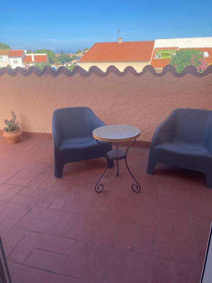 Gîte pour 3 personnes, avec terrasse ainsi que piscine et vue à Saint-Nazaire (Pyrénées-Orientales) - 2