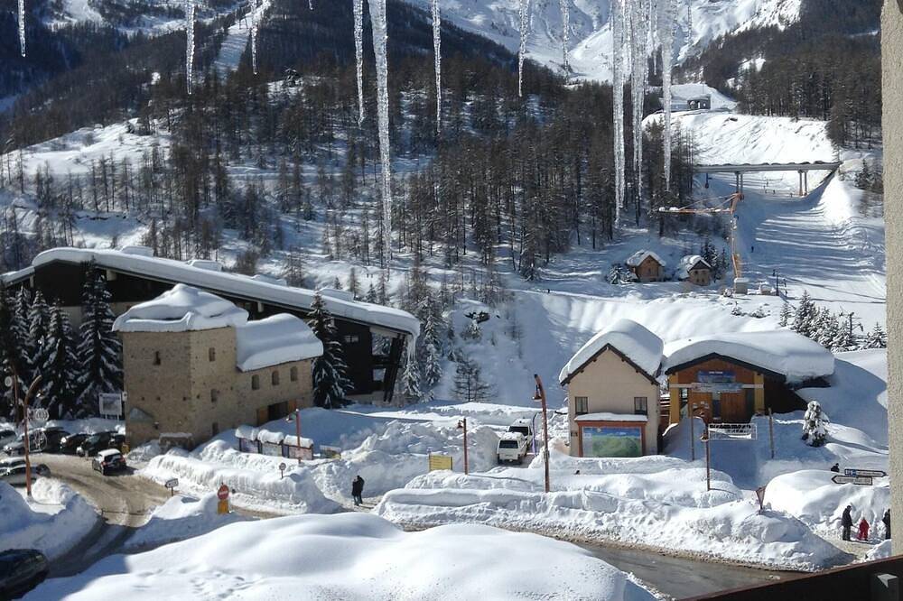 Appartement De Vacances pour 6 Personnes dans Auron, Saint-Étienne-de-Tinée