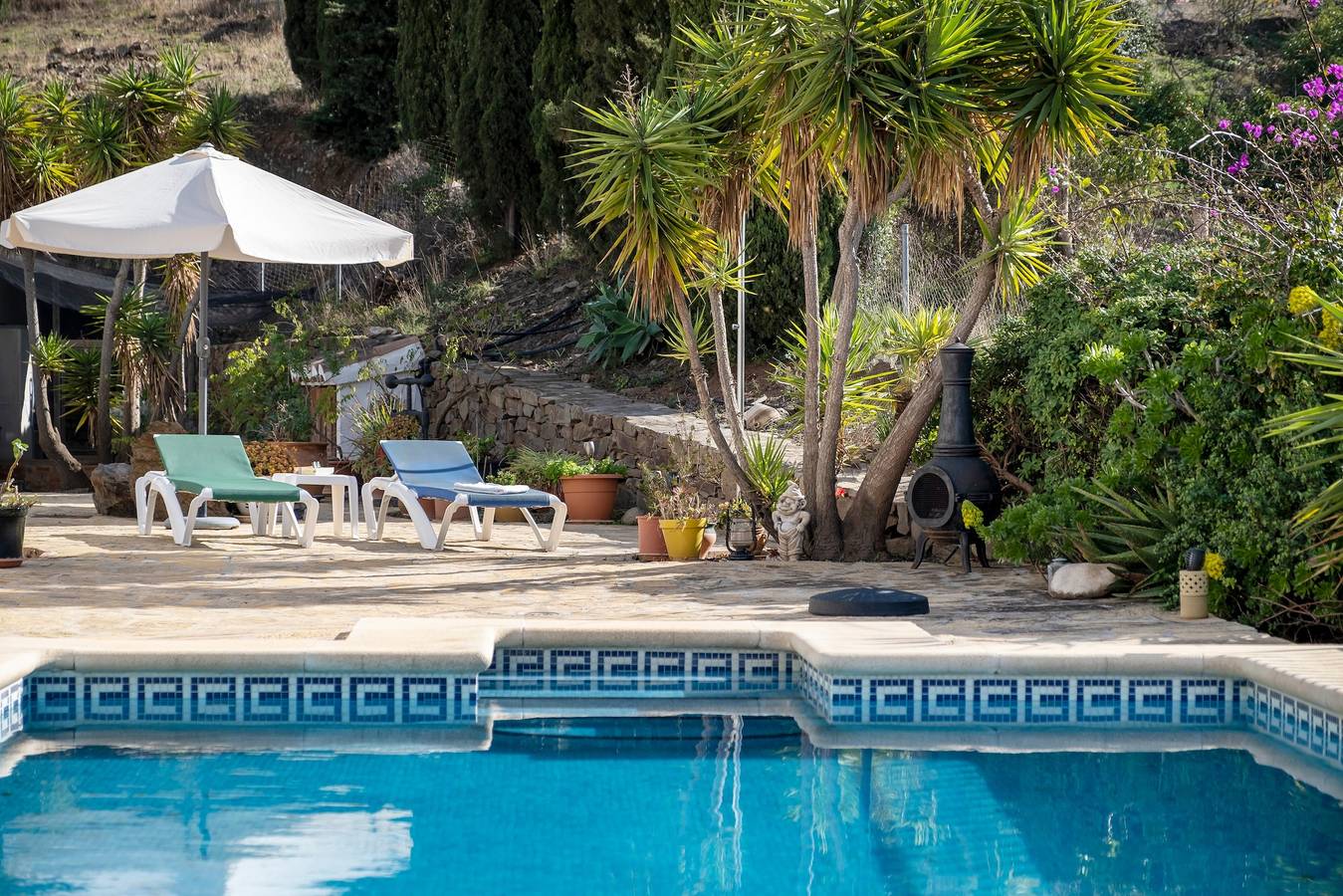 Casa de vacaciones Casita Linda con vistas al mar, piscina, Wi-Fi y jardín in Cómpeta, Costa del Sol