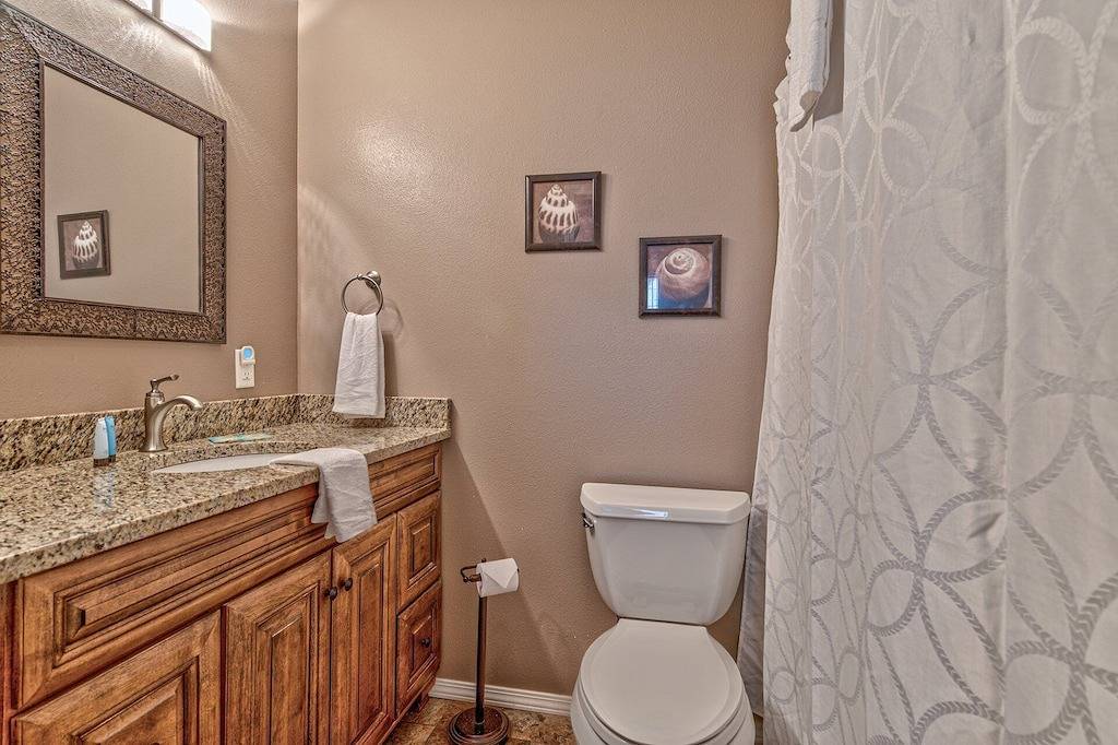 Ganze Wohnung, Ground Floor Beachfront Suite - Sleeps 4 - Pool and Sauna in Lincoln City, Devils Lake (OR)