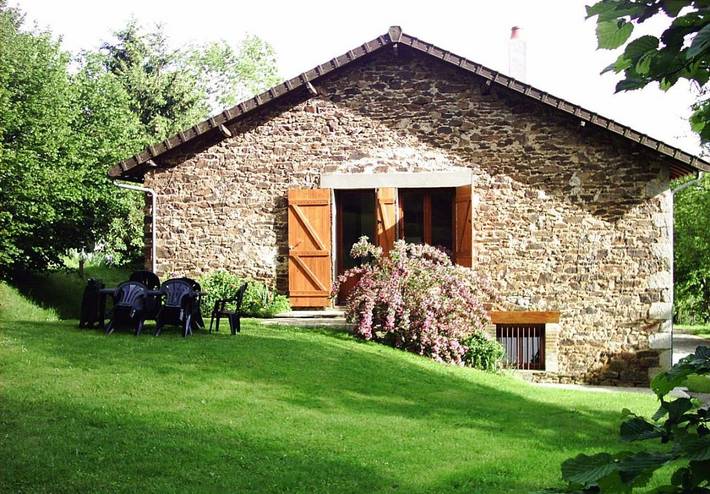 Gîte pour 3 personnes, avec Terrasse et Jardin
