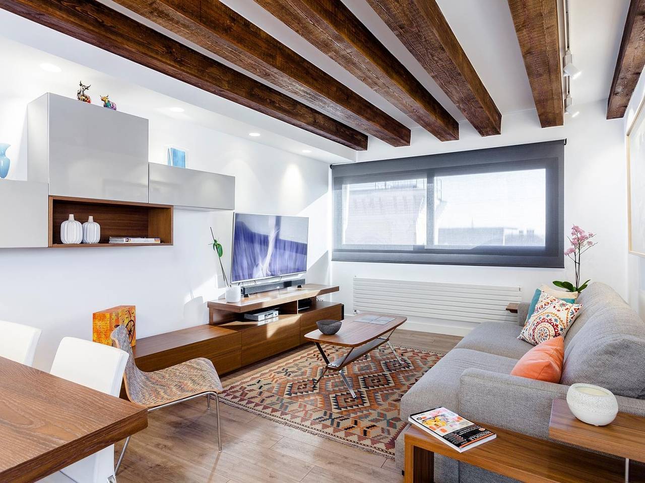 Entire holiday apartment, Santa Ana Apartment by Flatsweethome in Centro (Madrid), Madrid