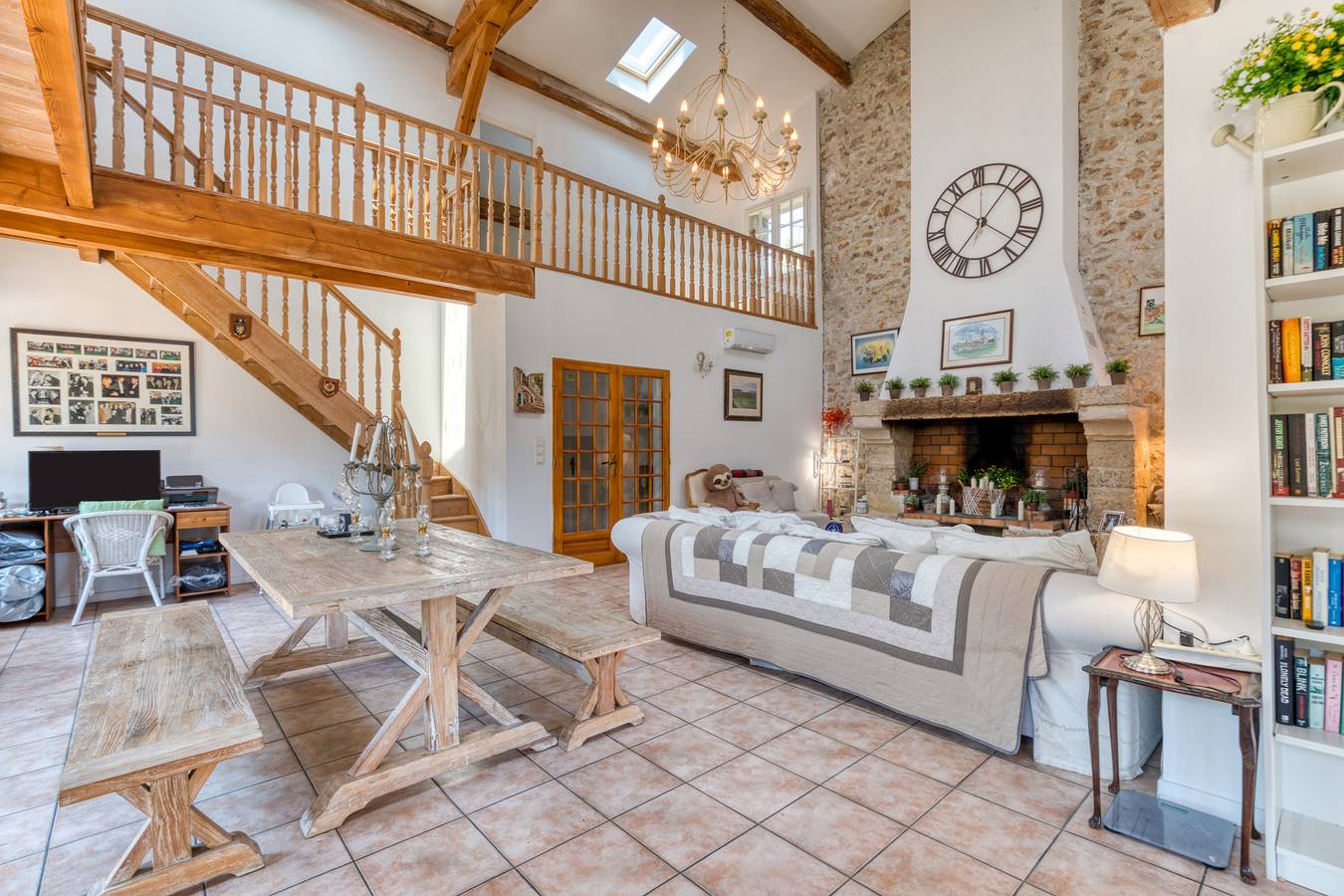 Villa 'Moun Mas' mit privatem Pool, Wlan und Klimaanlage in Cournonsec, Côte d'Améthyste