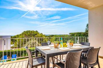 Villa in Es Mercadal, Coast of Menorca für 6 