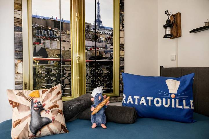 Chambre d’hôte pour 4 personnes, avec Balcon et Terrasse ainsi que Jardin et Bassin pour enfant