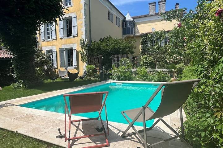 Gîte pour 9 personnes, avec piscine à Montaut (Landes)