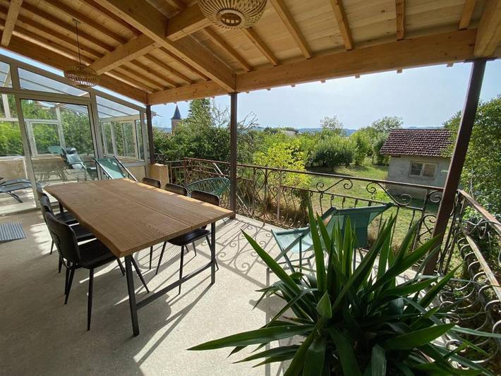 Location de vacances pour 6 personnes, avec piscine et terrasse, animaux acceptés à Salles-Courbatiès - 2