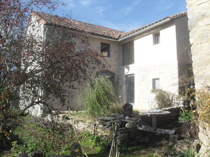 Location de vacances pour 3 personnes, avec Terrasse et Jardin à Saint-Félix-de-Sorgues