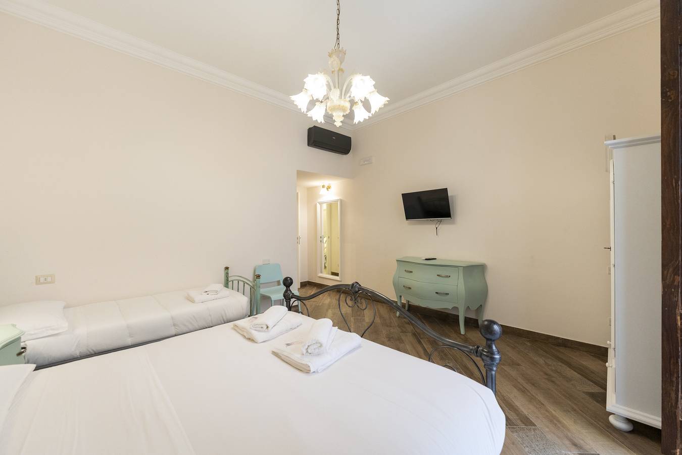 Plebiscito Rooms - Camera 1 in Neapel, Neapel Provinz