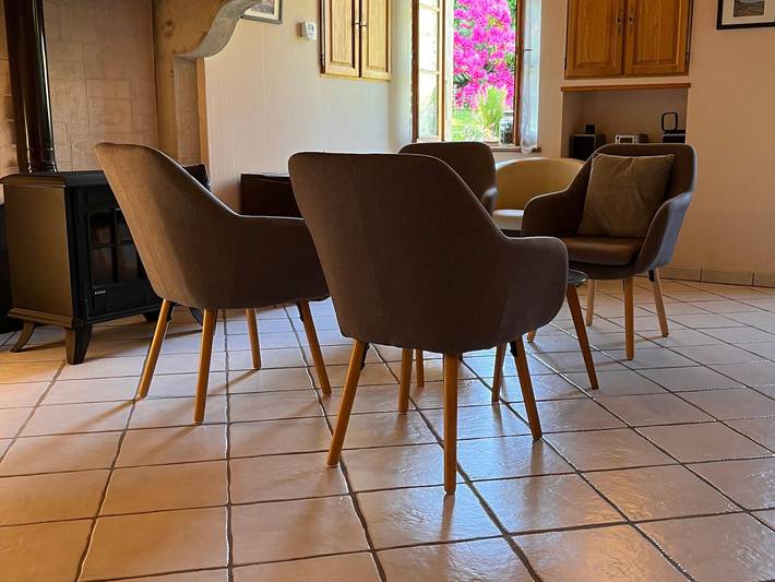 Morvan-Haus mit Garten, Haustiere erlaubt, Poolzugang in Villapourçon, Naturpark Morvan