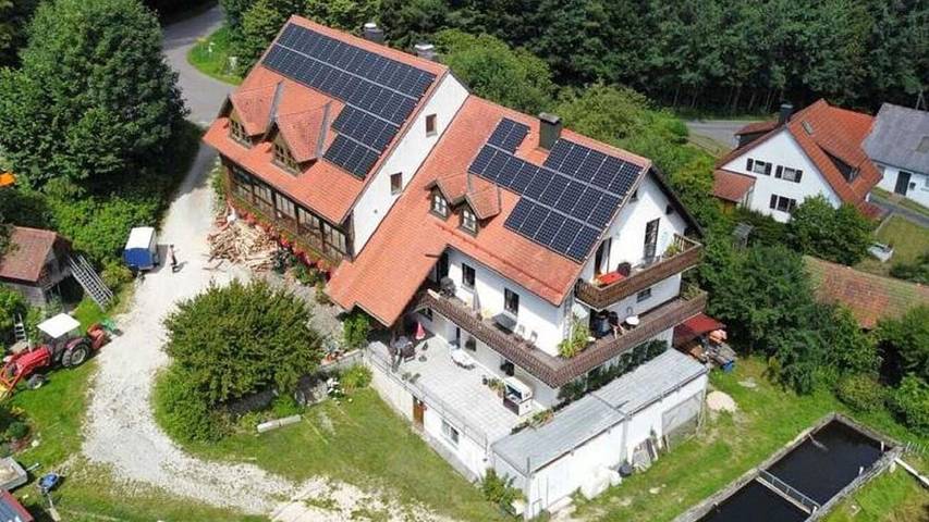Ferienwohnung für 10 Personen, mit Garten und Balkon - 1