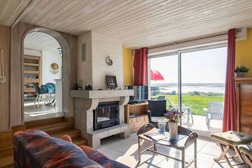 Gîte pour 4 personnes, avec jardin dans Plage de Neiz Vran