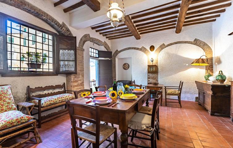 Capannoli City Apartamento con Parking y AC in Capannoli, Provincia de Pisa