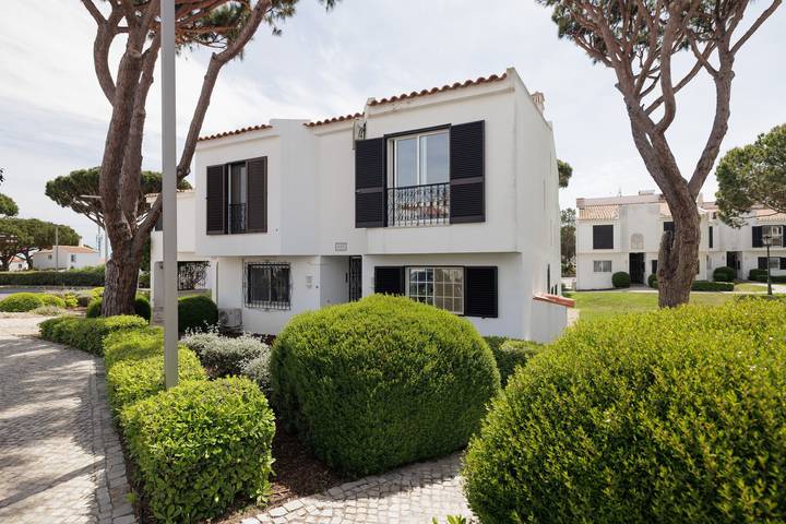 Ganze Wohnung, Apartment 'Vdl II' mit privater Terrasse, WLAN und Klimaanlage in Vale do Lobo, Almancil