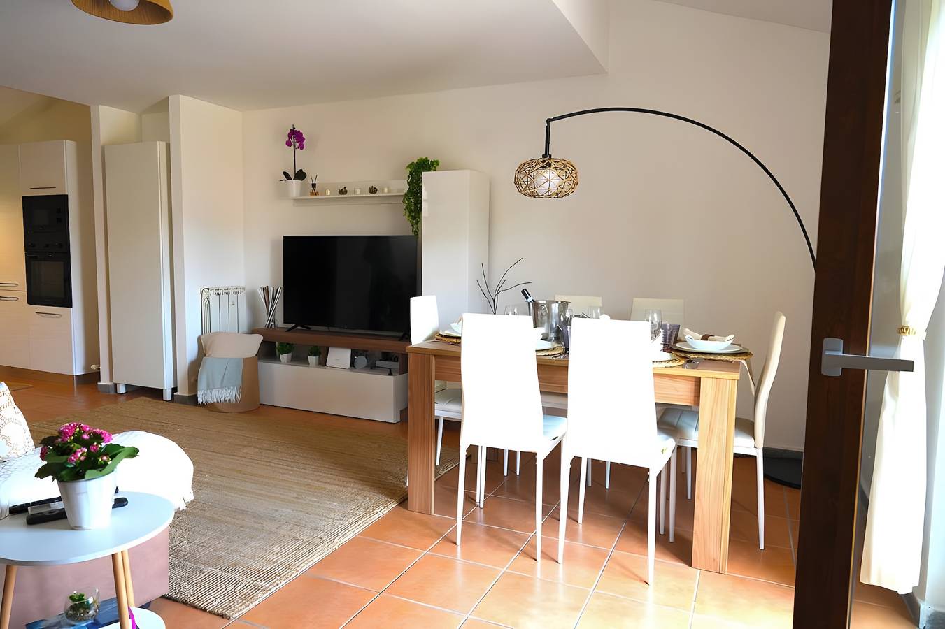 Villa 'Jannuzzi House' mit Seeblick, Wlan und Klimaanlage in Bracciano, Braccianosee