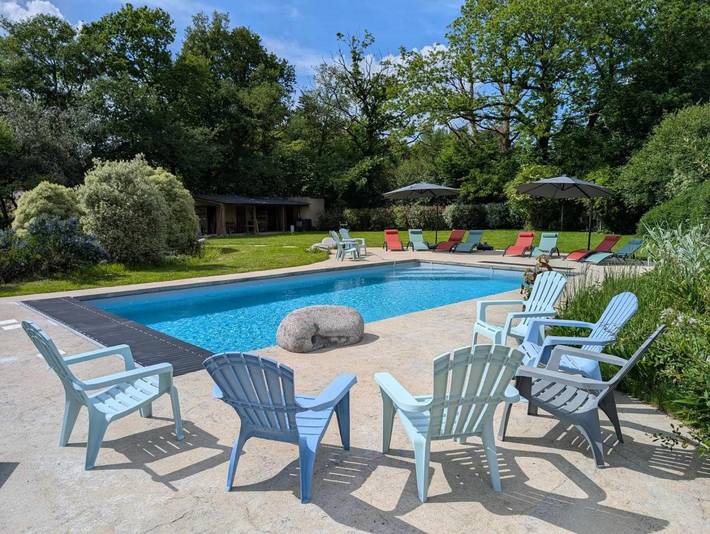 Gîte pour 10 personnes, avec jardin et sauna ainsi que terrasse et piscine à Treffléan - 3