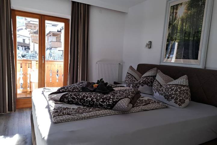 Ganze Wohnung, Ferienwohnung Leon in Finkenberg, Zillertaler Alpen