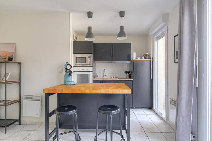 Gîte pour 6 personnes, avec vue et terrasse à Lagnieu - 2