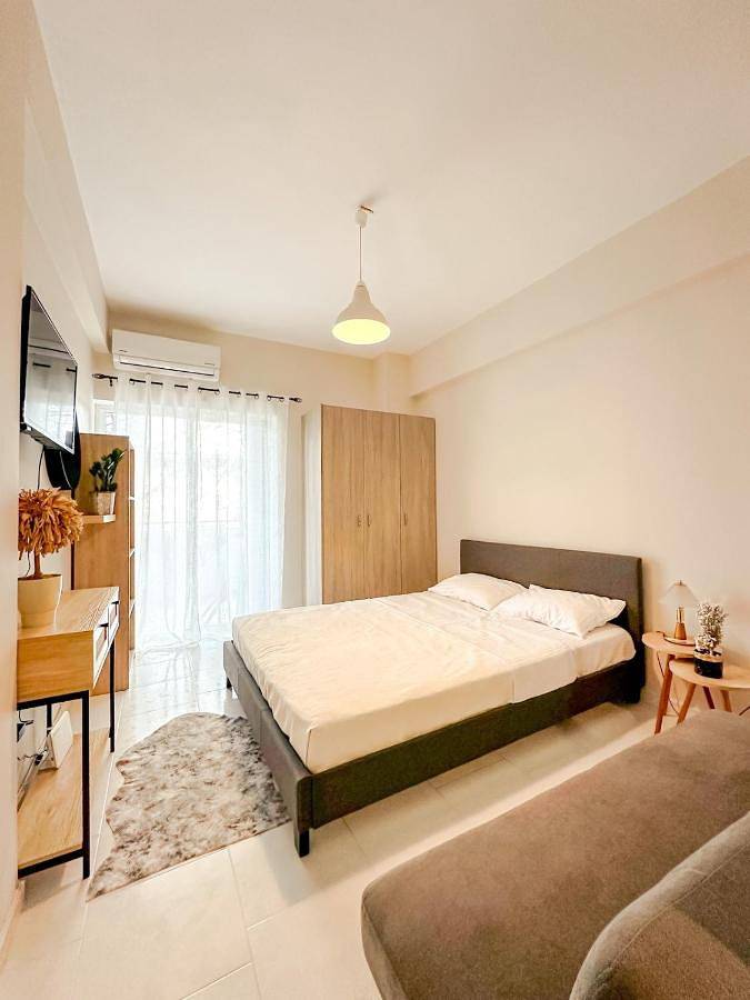 Ferienwohnung für 2 Personen, mit Terrasse in Patras