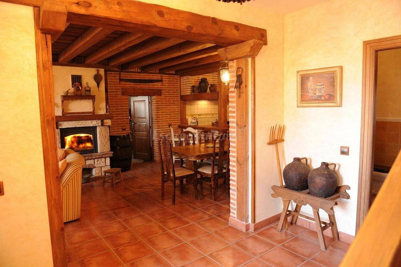 Three-Bedroom House in Otero de Herreros, Provincia de Segovia