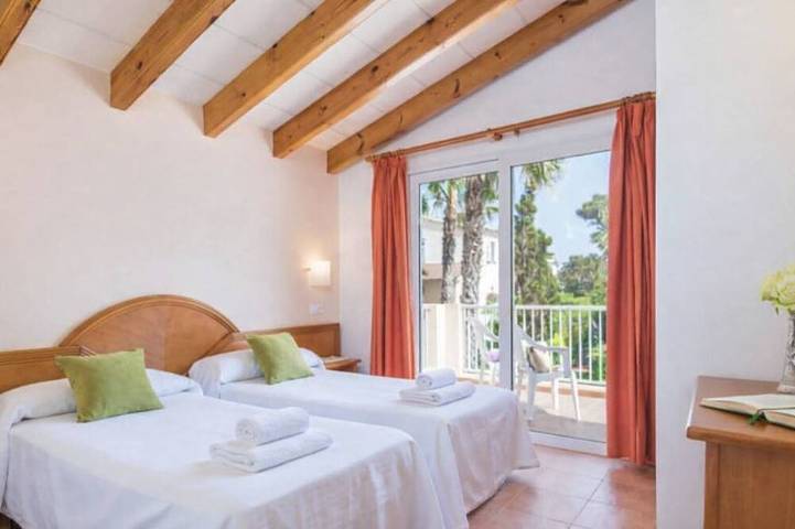Villa Tranquila in Cala Blanca, Ciutadella