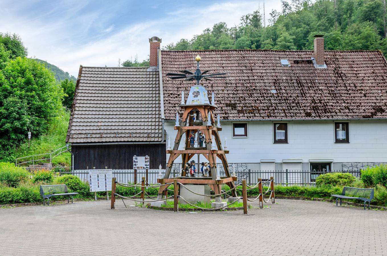 Appartement entier, Appartement 'Haus Behrendt' avec vue sur la montagne, balcon et Wi-Fi in Zorge, Harzvorland