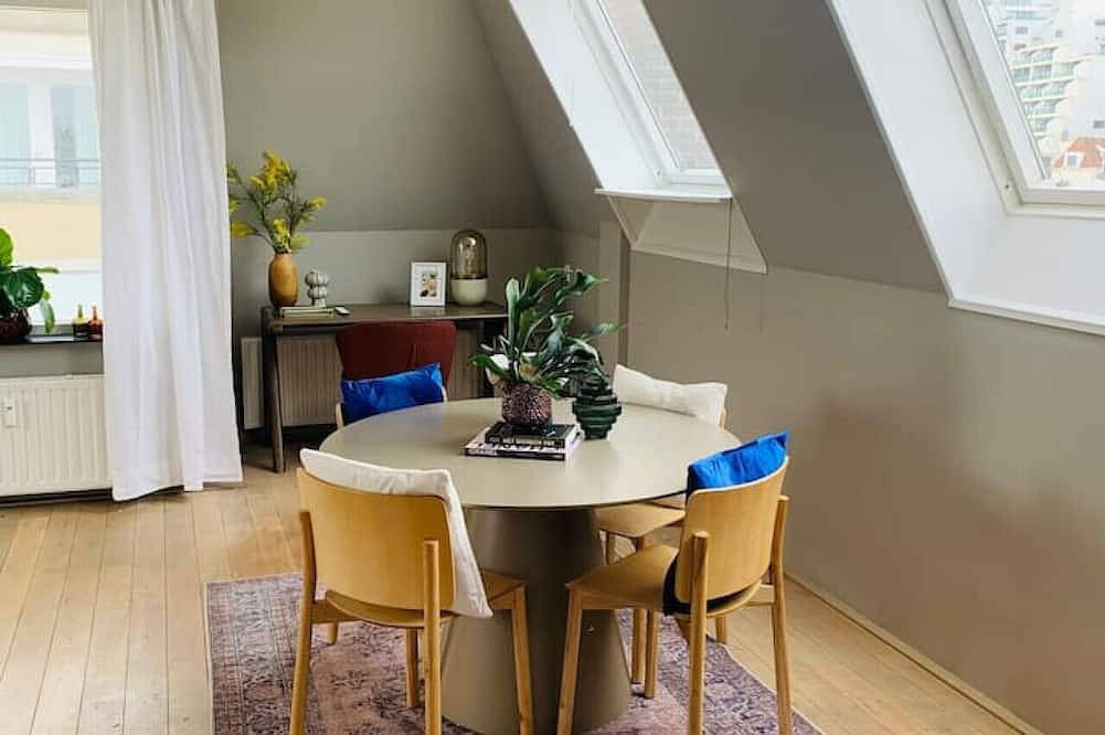 Ganze Wohnung, Main Street Beach apartment 150 meters from the beach in Noordwijk aan Zee, Noordwijk