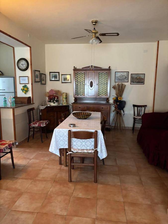 Gîte pour 8 personnes, avec terrasse ainsi que jardin et vue, animaux acceptés à Arpino - 2