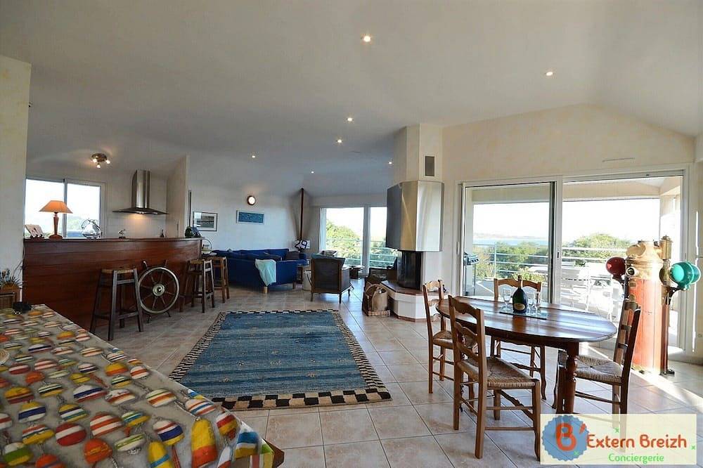 Familienhaus mit wunderschönem Meerblick und in der Nähe von Stränden in Esquibien, Audierne
