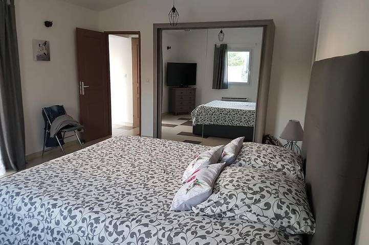 Location de vacances pour 8 personnes, avec terrasse à Bouc-Bel-Air - 2