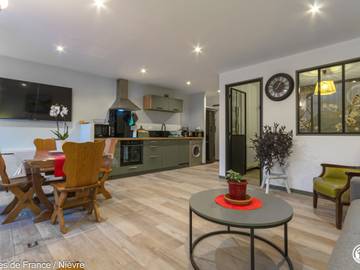 Gîte pour 2 personnes, avec jardin à Château-Chinon (Ville)