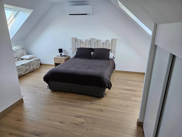 Gîte pour 2 personnes, avec jardin ainsi que terrasse et vue à Guécélard - 3