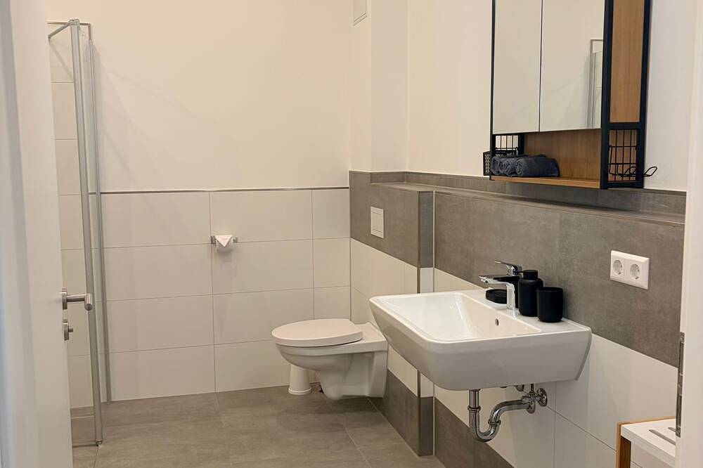 Ganze Wohnung, 119qm Neubau-Wohnung mit Garage im Herzen der schönsten Altstadt Deutschlands in Bad Wimpfen, Kraichgau
