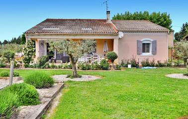 Gîte pour 6 personnes, avec terrasse et piscine à Graveson