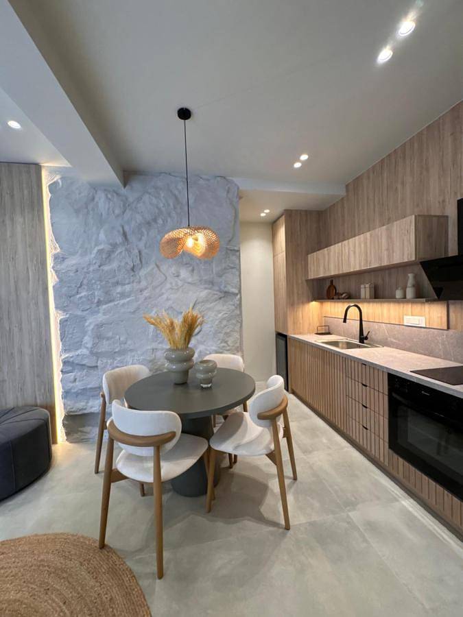 Location de vacances pour 2 personnes, avec jardin et jacuzzi dans Antiparos Ville