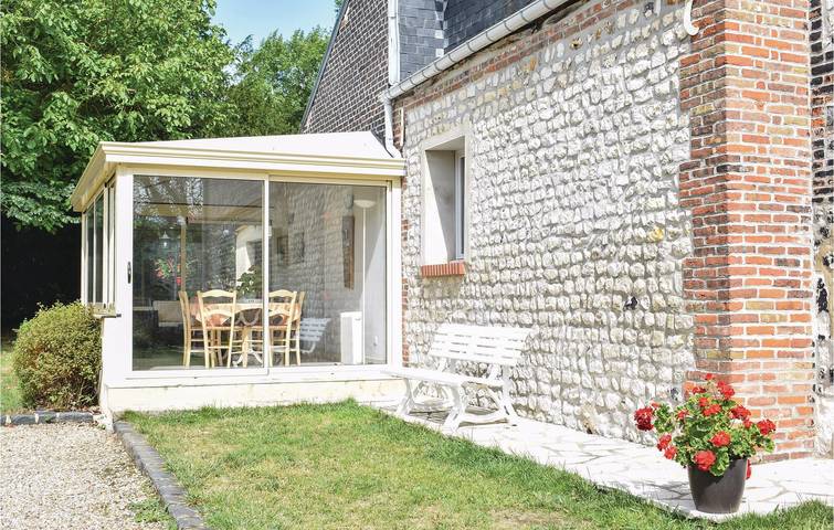 Gartenapartment mit WiFi, Parkplatz und Aussicht in Sahurs, Rouen und Umgebung