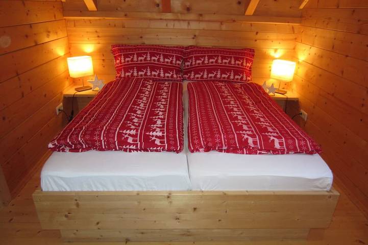 Urige Hütte auf schneesicheren 1750m mit Sauna, direkt im Ski- & Wandergebiet! in Stadl-Predlitz, Turracher Höhe
